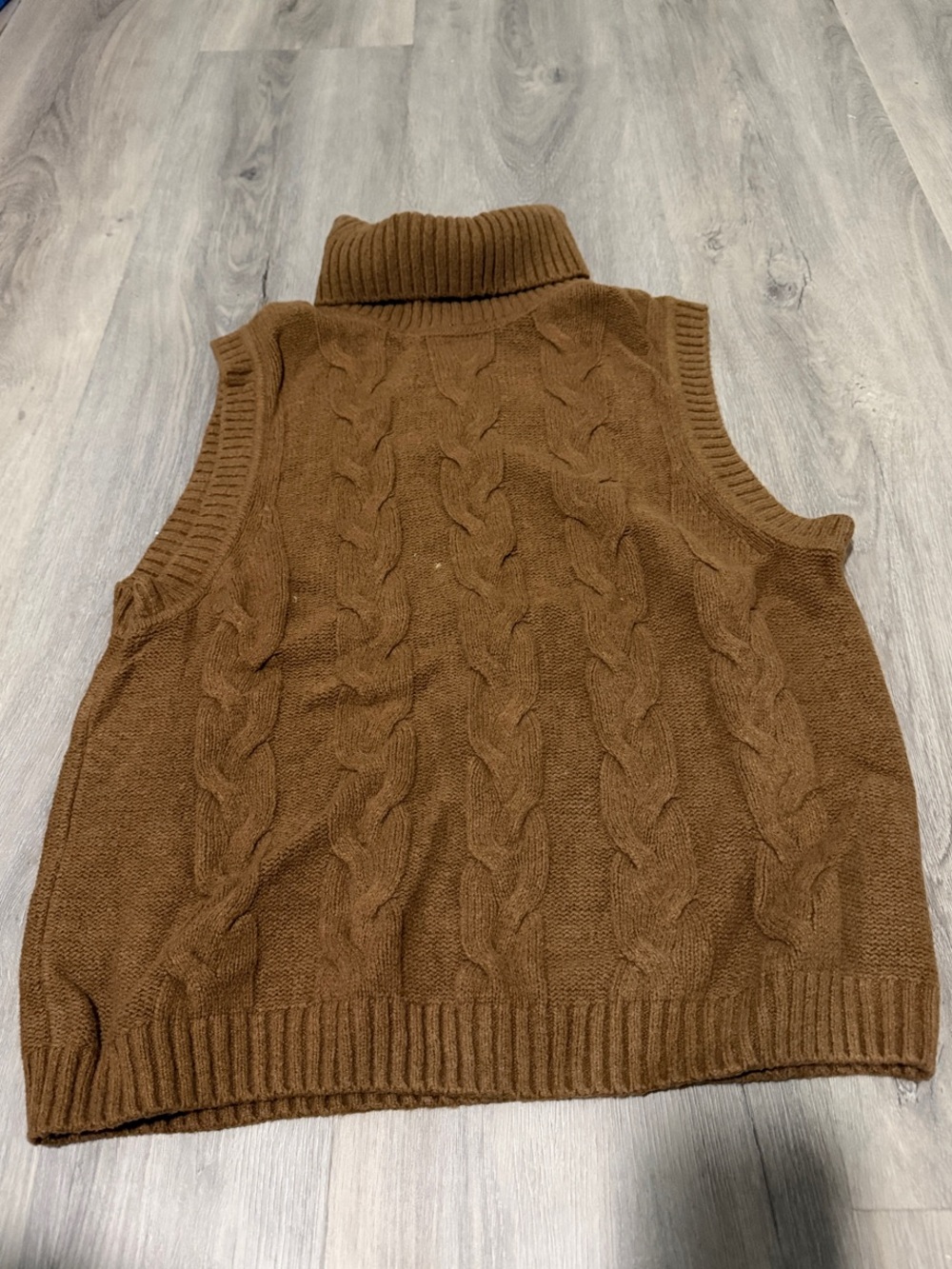 GAP Brown Cable Knit Sleeveless Turtleneck Vest